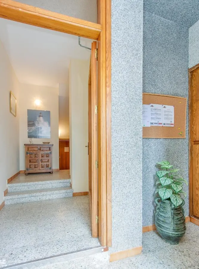 Central Apartment 2A 50M Beach Roses